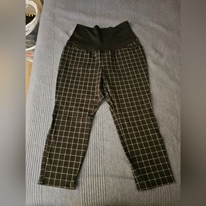 Old Navy Maternity plaid pants size 20